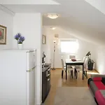 Apartamento Andelina By Interhome