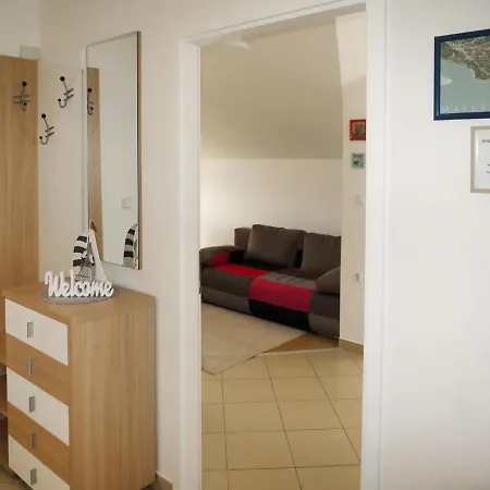 Apartamento Andelina By Interhome Maslenica