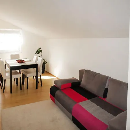 Andelina By Interhome Maslenica